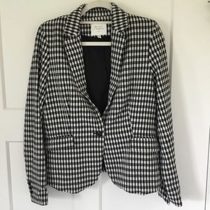 Madison d’ Amelie Paris Size Medium Blazer/Jacket lined black w/black & white.